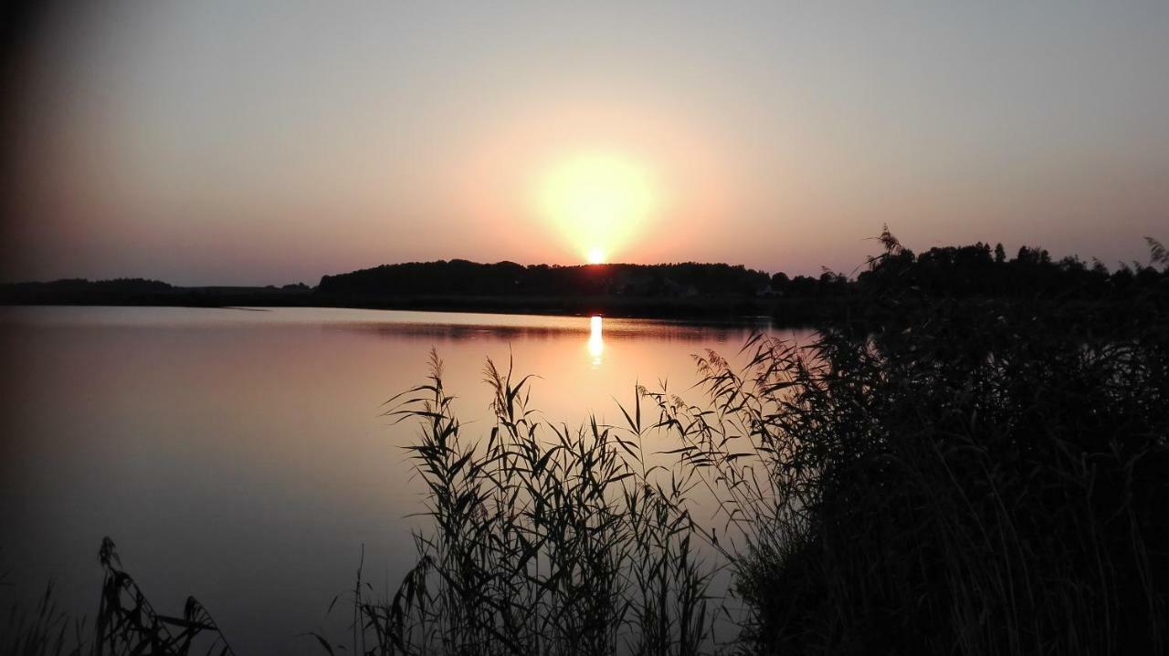 Nad Stawem Lägenhet Biala Olecka Exteriör bild